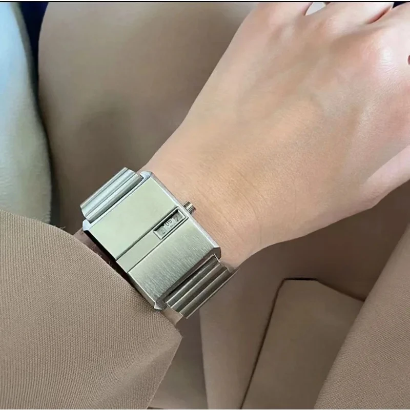 

Women's Watches New Steel Band Quartz Watch Pulse Retro Square Simple Fashion Creative Niche Watch