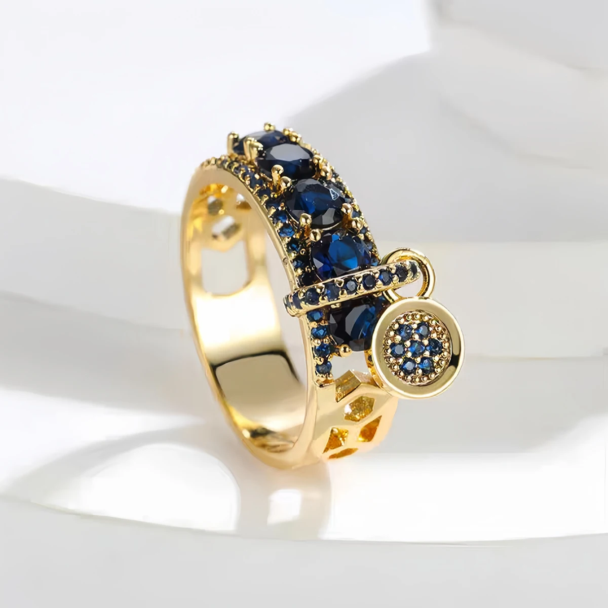 2024 Classic Blue Zircon Ring for Women High end Gathering Friend Gifts Jewelry Accessories