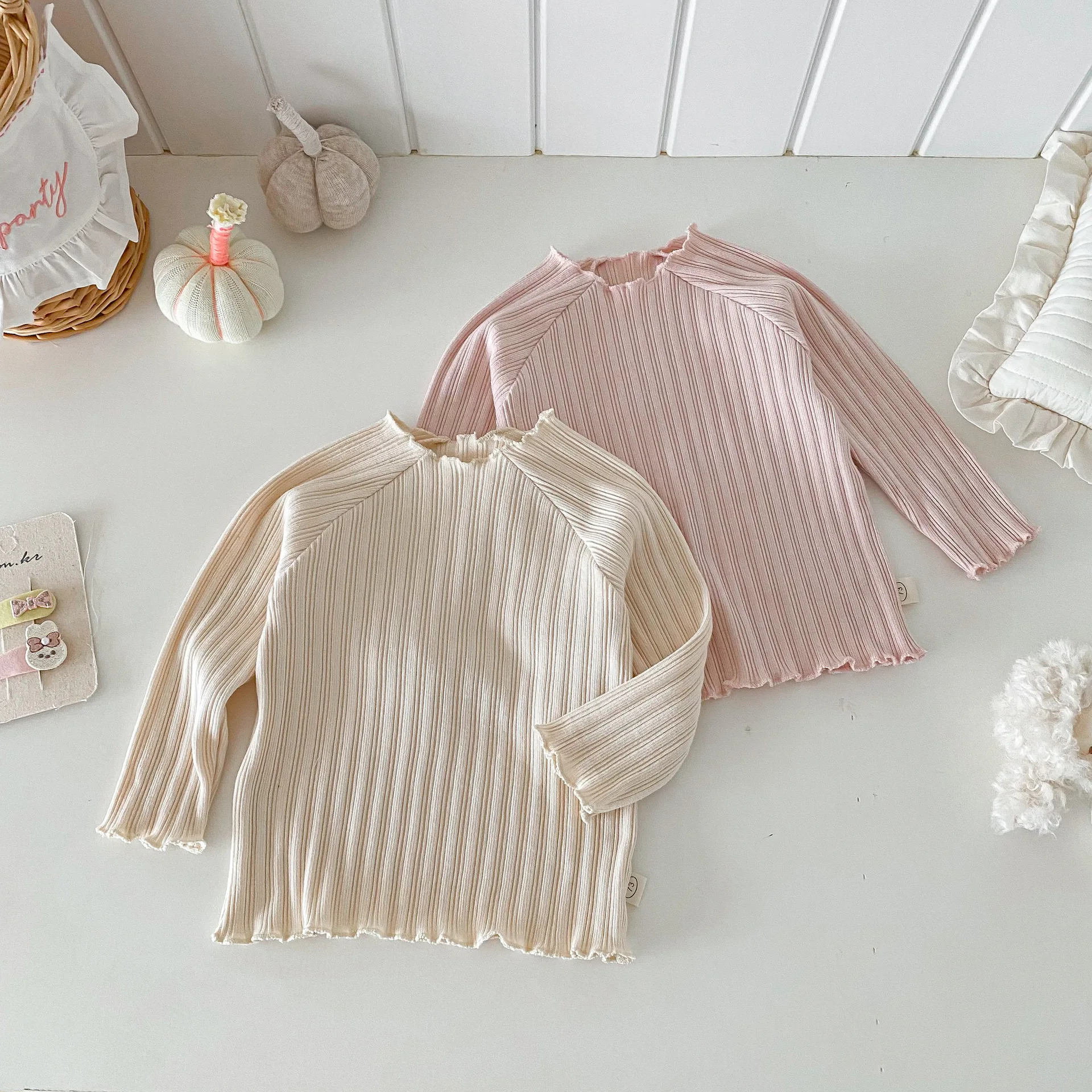 

2025 Girl Clothes Solid Color Ribbed Innerwear Top 0-5Y Kids Thin Sweater Ruffle Trim Long Sleeve Base Layer Soft Knit T-Shirt