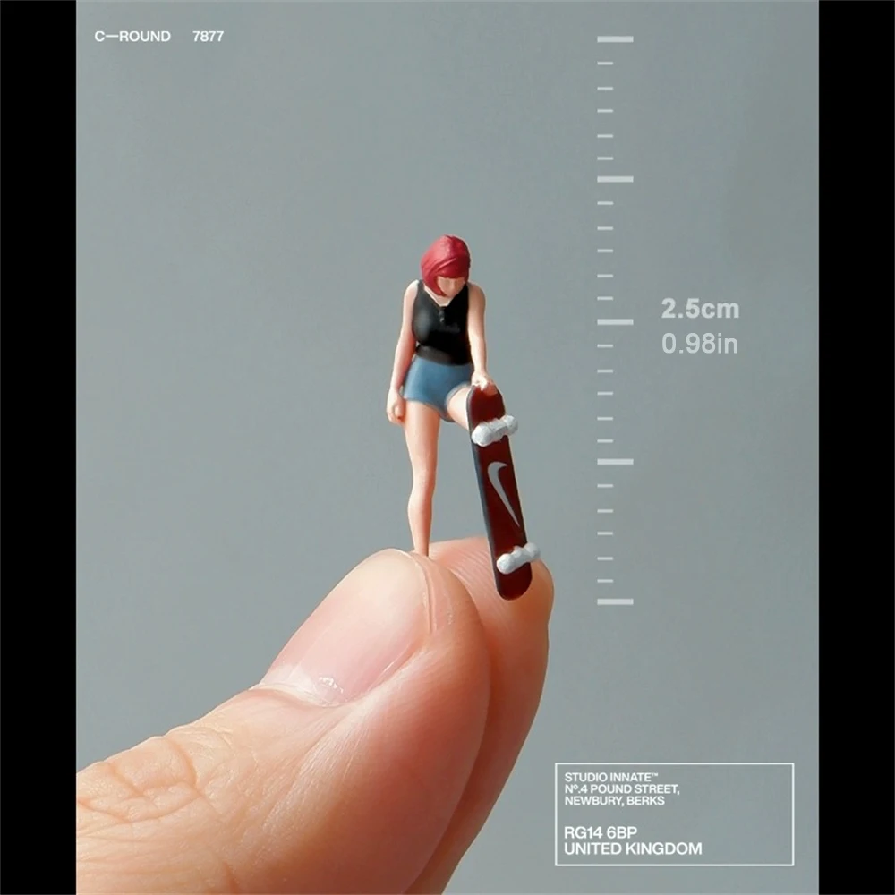 Kicarmod 1/64 Scale Model Figurine Miniature Doll Model of A Girl on a Skateboard in Scale Diecast Prop Scene Decoration