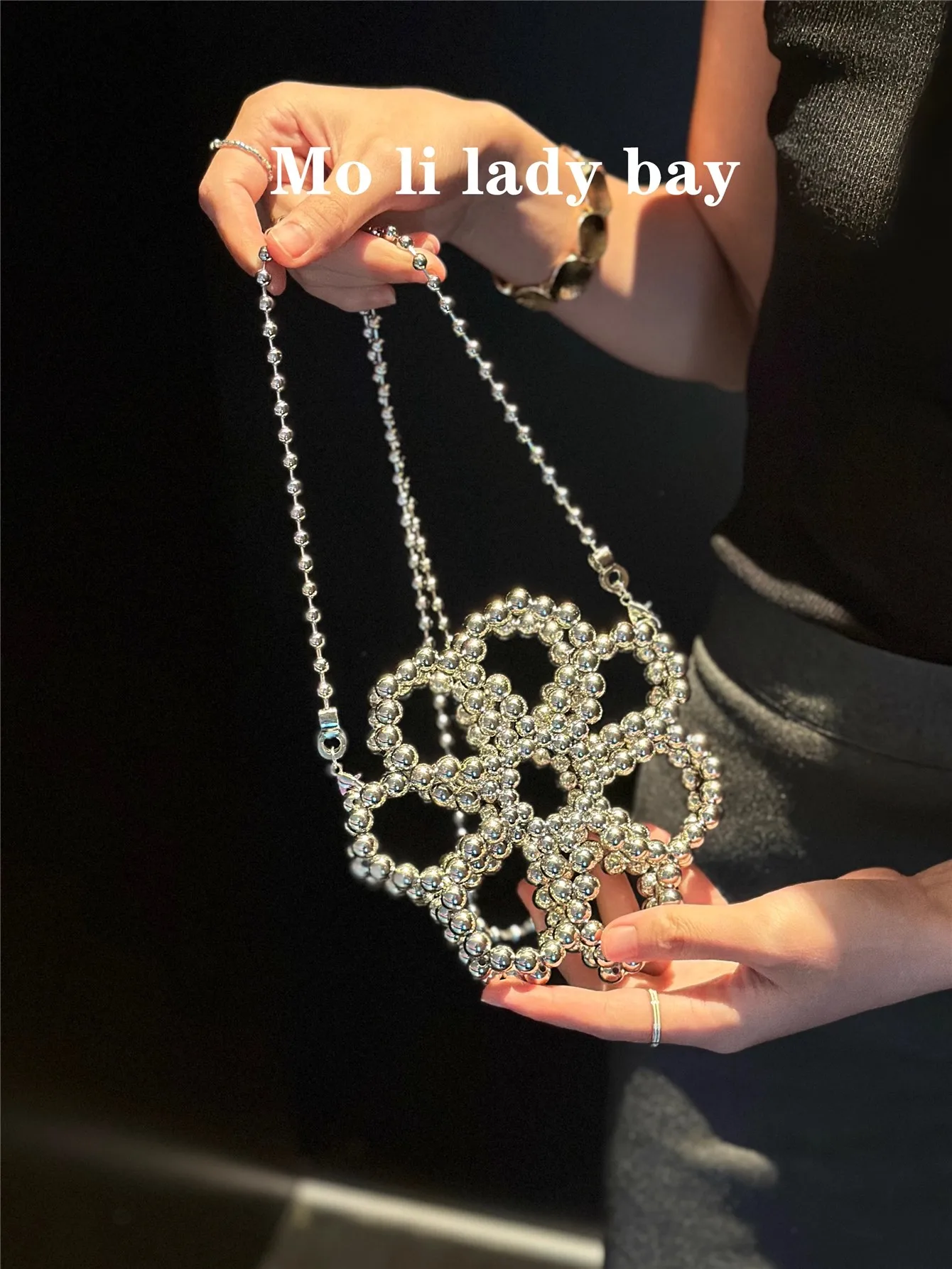 

Блестящие бусины, бисер, цветочная сумка ручной работы, модная мини-сумка, женская сумка, расшитая бисером, полая сумка на плечо, сумка для мобильного телефона