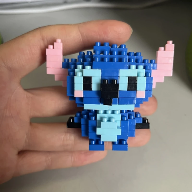 Disney-bloques de construcción de Stitch para niños, mini figuras de acción de dibujos animados Kawaii, bloques de montaje, Juguetes DIY, regalo