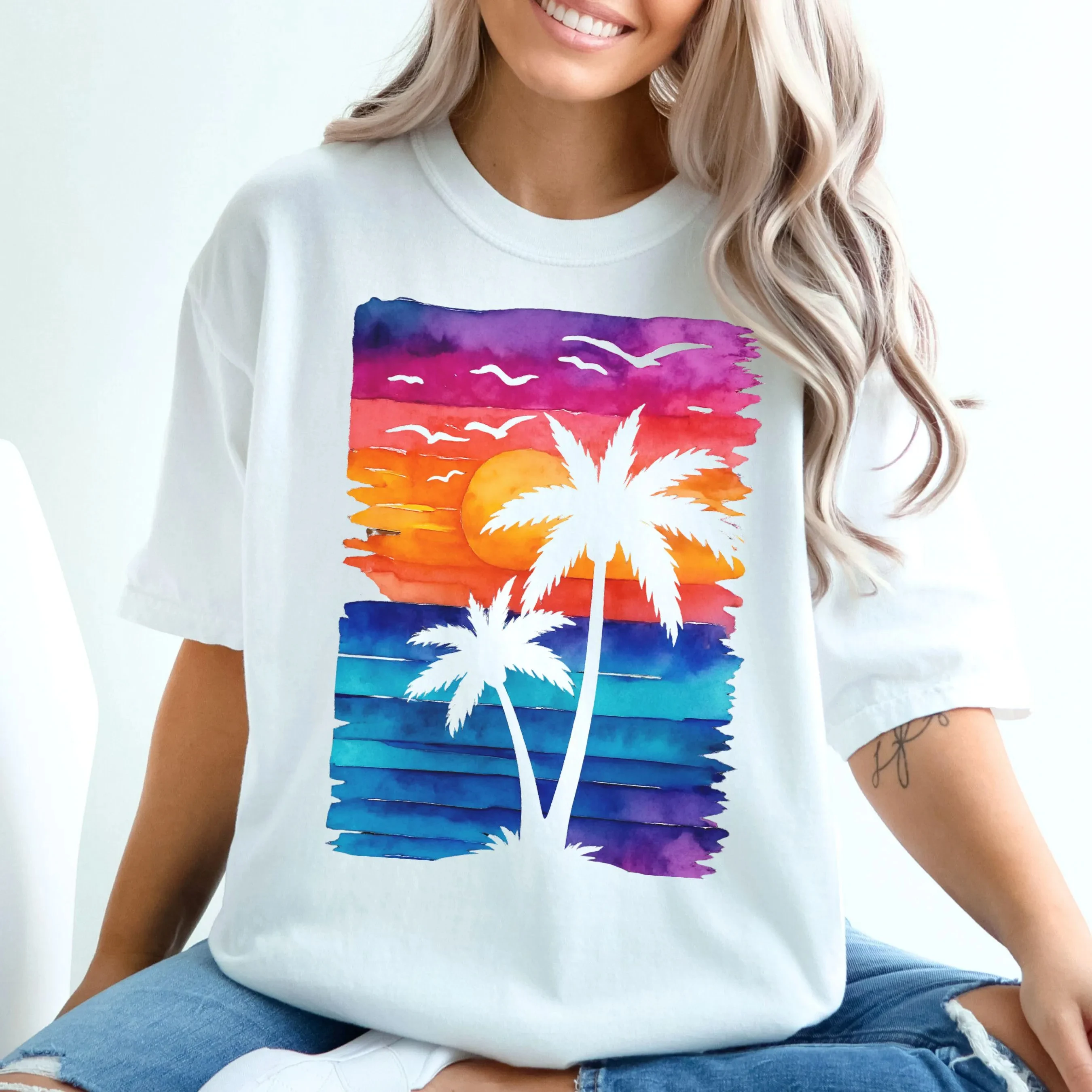 Retro Beach Sunset Tee Palm Tree Vacation Shirt Colorful Watercolor Summer Graphic Tee Comfortable Breathable T-shirt for Women