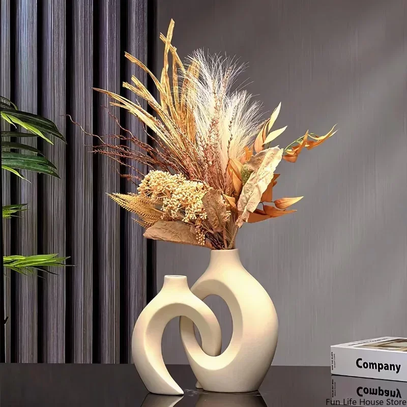 

Creative Ceramic Vases, High-end Light Luxury Living Room Dry Flower Arrangement, Home Decoration Ornaments, Various Styles