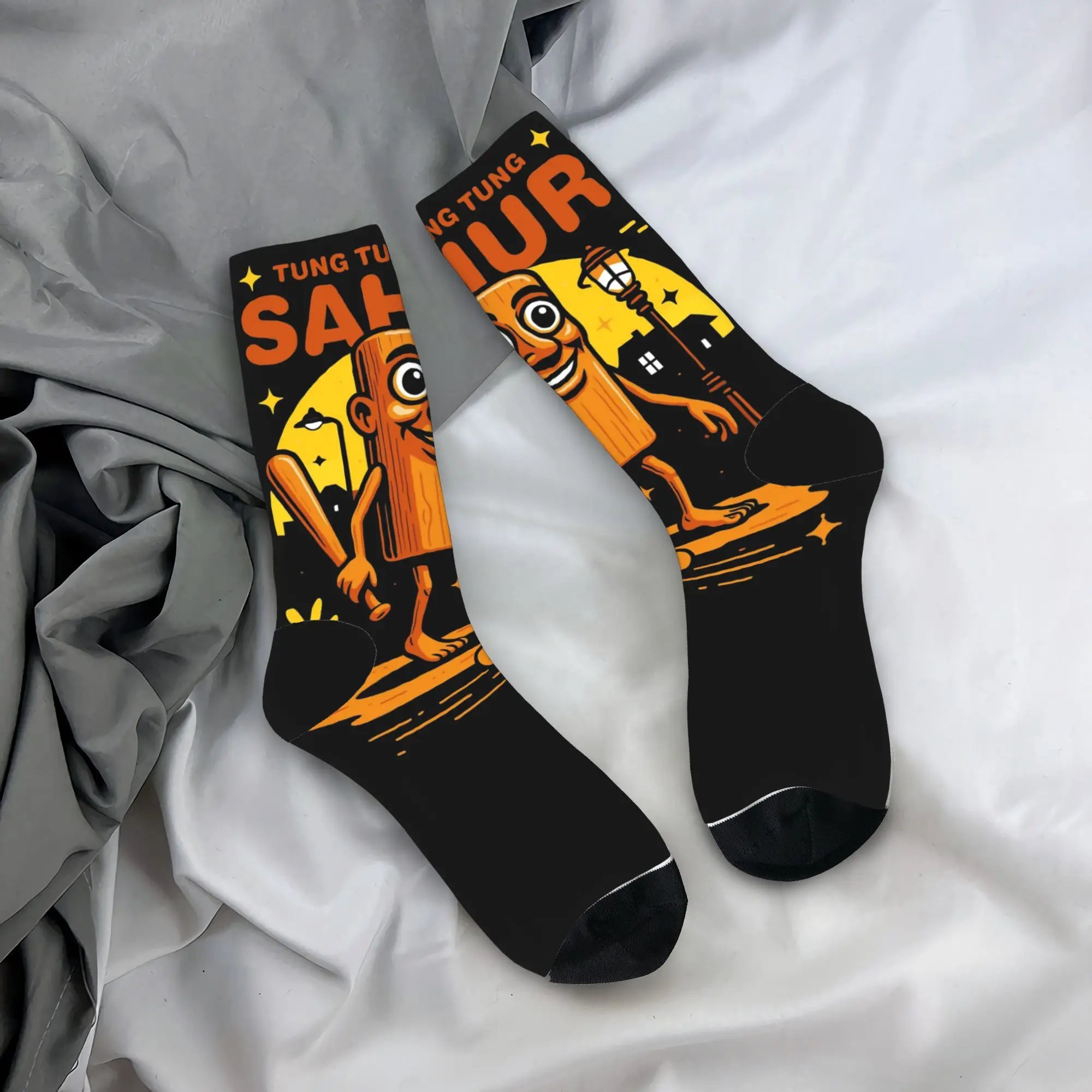 

Happy Funny Male Men Socks Crazy Tung Tung Tung Sahur Italian Brainrot Memes Dark Sock Women's Socks Spring Summer Autumn Winter