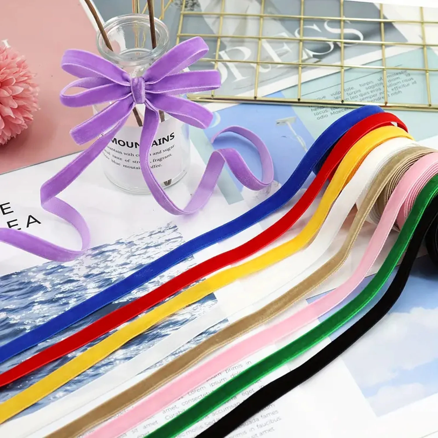 Breite: 6–25 mm, 5 Yards Samtband für Geschenkverpackungen – einseitiges beflocktes Klebeband, weihnachtliches dekoratives Band, DIY-Bastelbedarf – Detail 3
