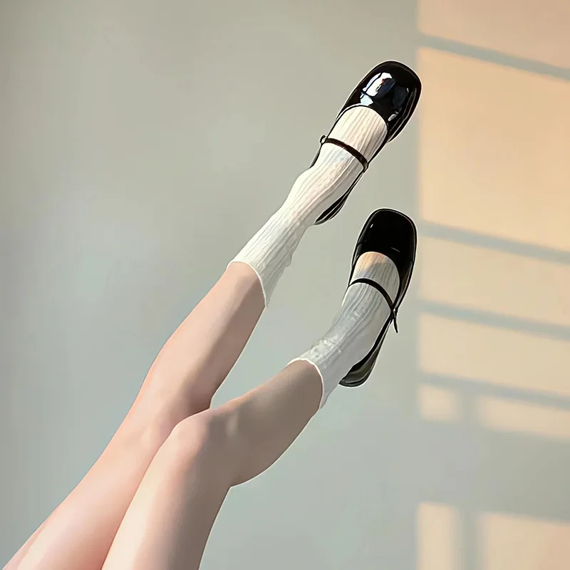 White pile socks, women's lace hollow calf socks, summer thin breathable long mid length socks