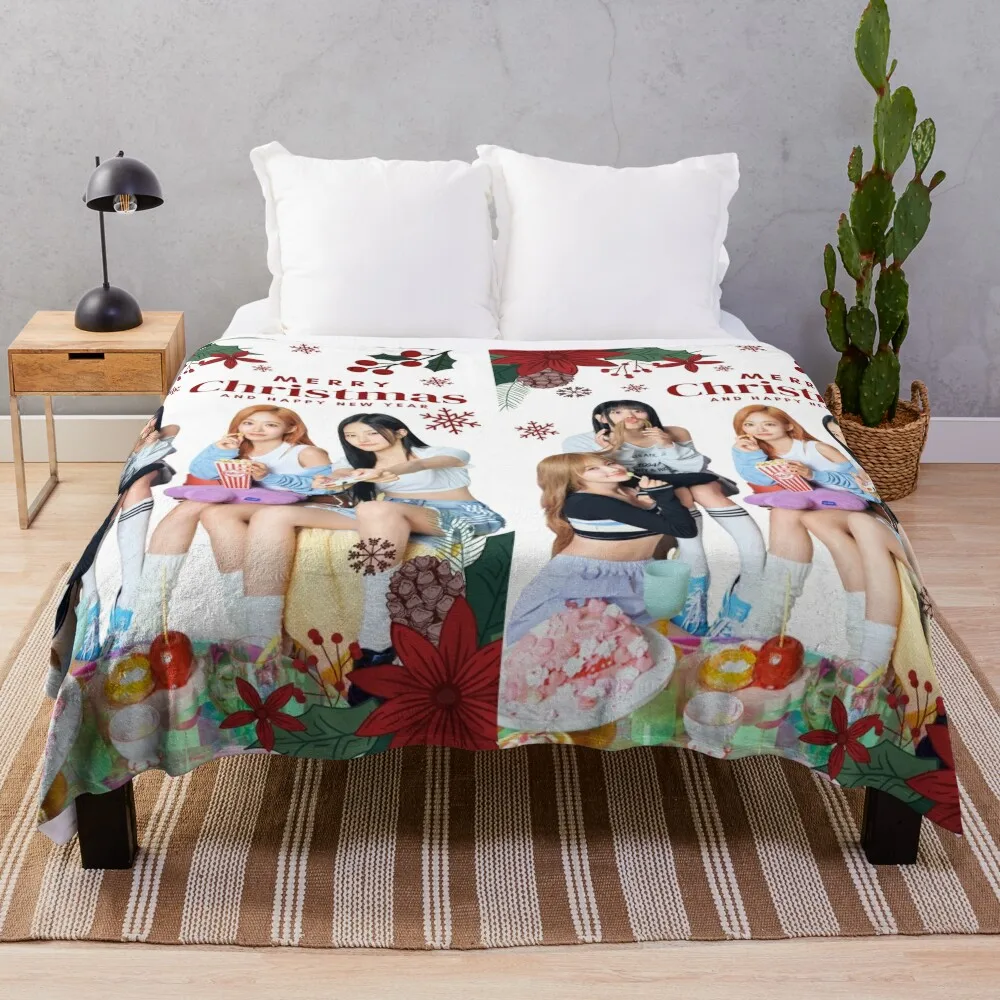 Christmas KISS OF LIFE (KPOP) Throw Blanket Luxury Brand Plaid on the sofa Loose Thins Blankets