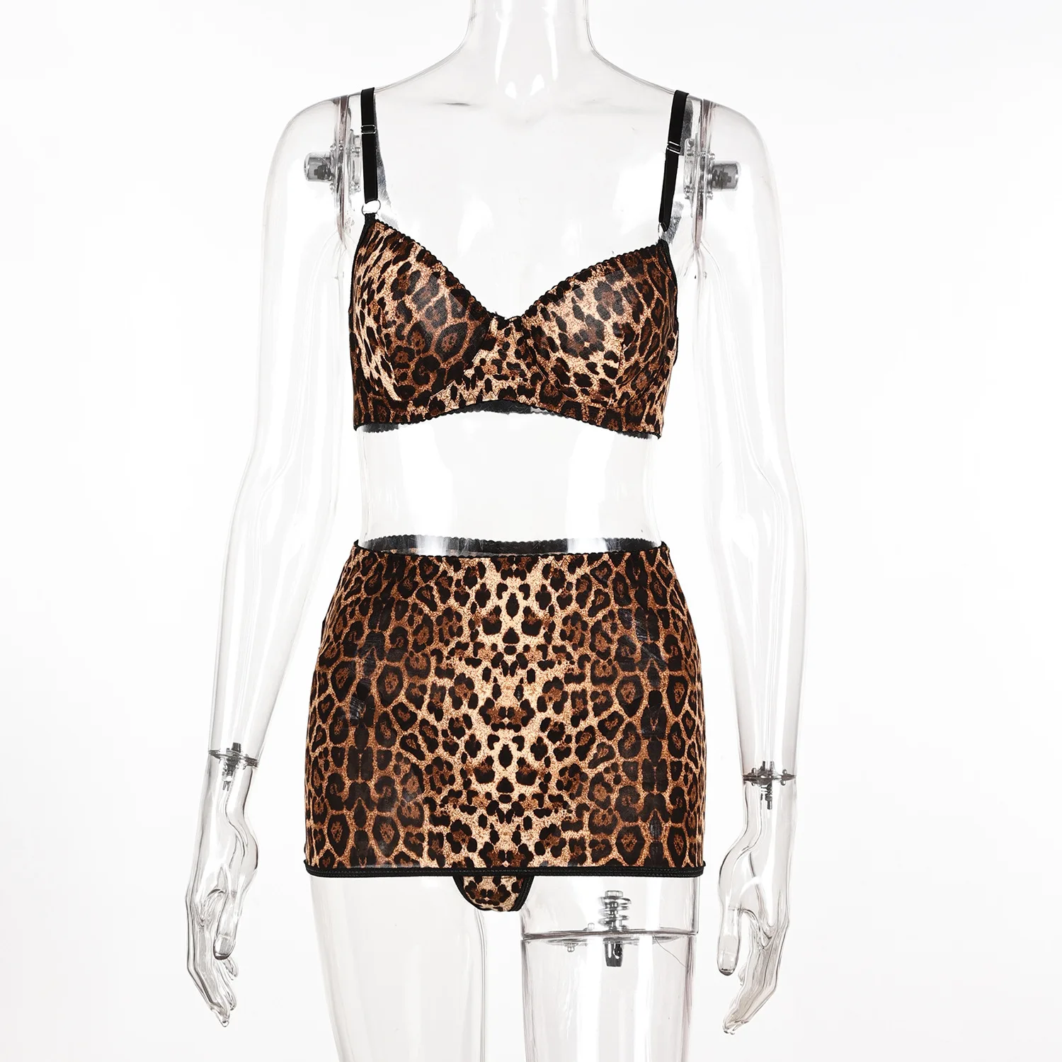 Set da 3 pezzi con stampa leopardata da donna 2025 slip reggiseno moda sexy estivo + minigonne skinny color pesca per le vacanze in spiaggia