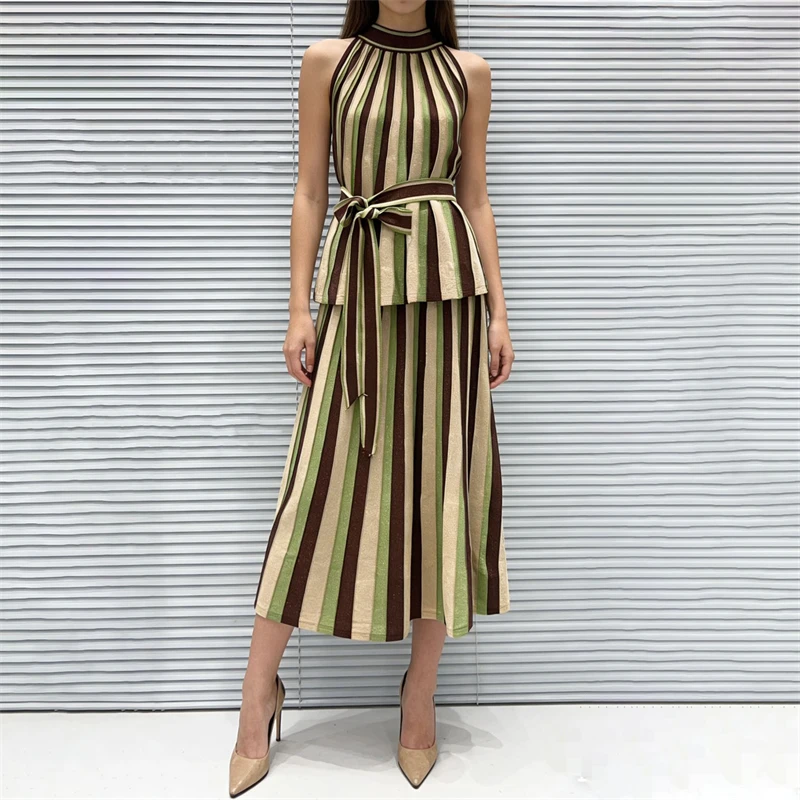 

Summer New Women's round Neck Sparkling Knitted Sleeveless Vest Set High-Quality Fashion Slim Fit Striped Skirt Two-Piece Set