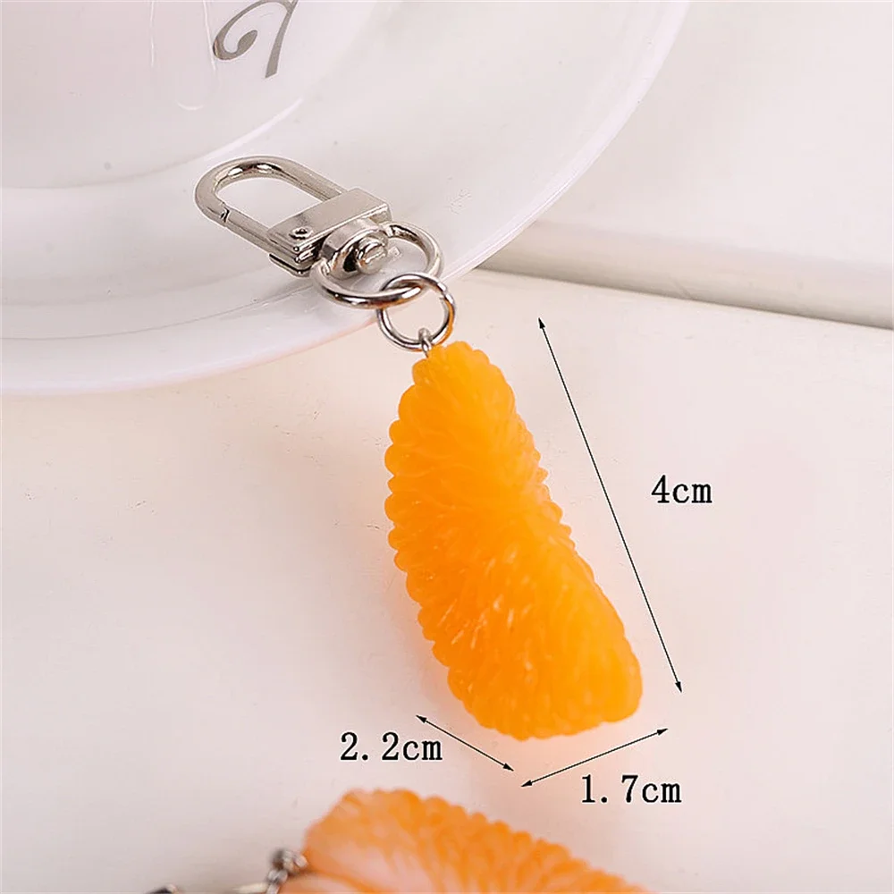 Divertido llavero de pulpa de mandarina naranja PVC lindo simulación fruta encantos bolso colgante accesorio joyería colgante llavero de regalo