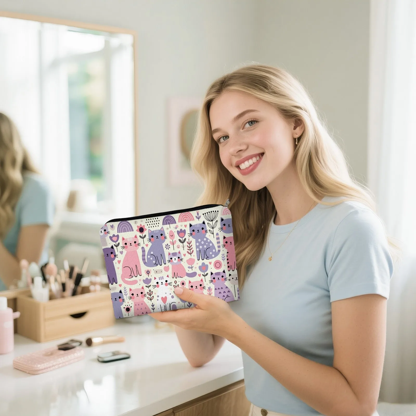 Soft Pastel Kitten And Flower Print Travel Cosmetic Bag, for Portable Washing And Storage, Cute Cat-Shaped Makeup Finishing Bag