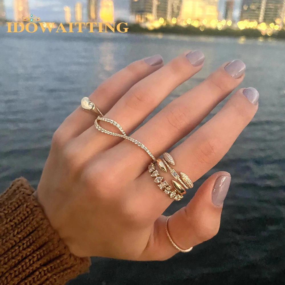 Zarte, mit Zirkonia besetzte Doppelringe für Damen, trendiger, schicker Kristallschmuck für den Alltag, stapelbar, winziger Modeschmuck für Frauen.