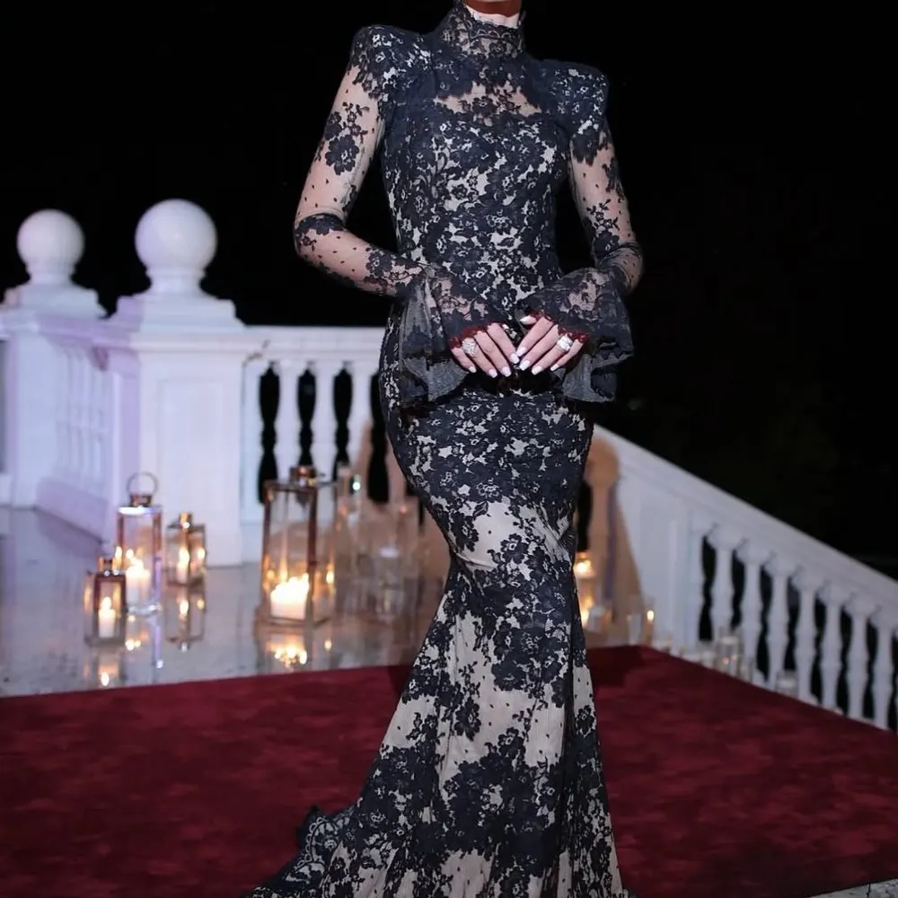 

Black Lace Mermaid Evening Gown Long Sleeve High Neck Formal Dress with Bell Sleeves and Train for Wedding Party Prom Plus Size