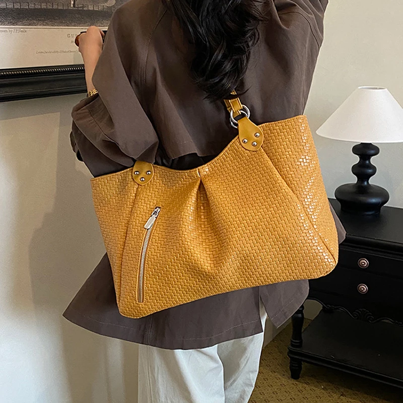 Koreanische Schultertasche mit seitlichem Reißverschluss, Vintage Casual Handtasche für Damen, minimalistische, schicke, einfarbige Rattan-Webtasche, Einkaufstasche – Detail 17