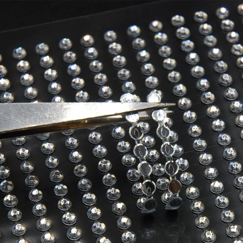 Scrapbook sticker 3mm 750pcs/set Self-adhesive Acrylic Rhinestones Sticker Mobile Diamond decoration drill stickers for car