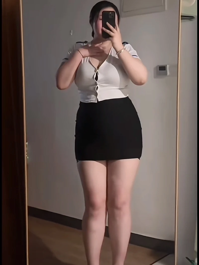 Black High Waist Elastic Half Skirt Women's Bodycon Short Sexy Pure Desire One Step Skirt High End Feeling Lady