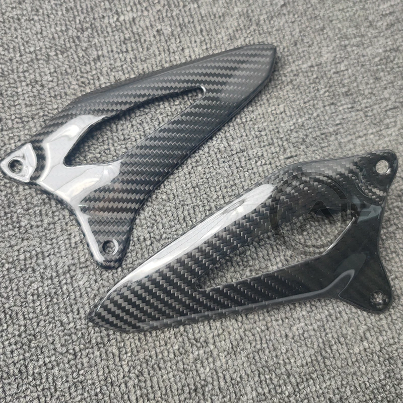 탄소 섬유 힐 가드 플레이트 발 받침대, Triumph Speed Triple 1200RS 1200RR 2021-2024
