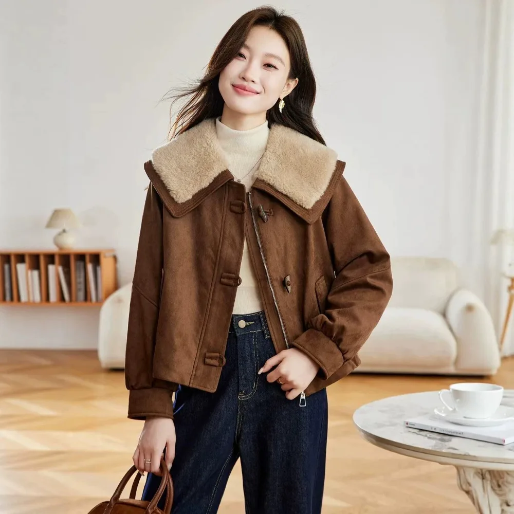 Fashion Age-reducing Lamb Wool Lapel Padded Thickened Jacket for Women's 2026 Autumn and Winter Good-looking Fashionable Texture