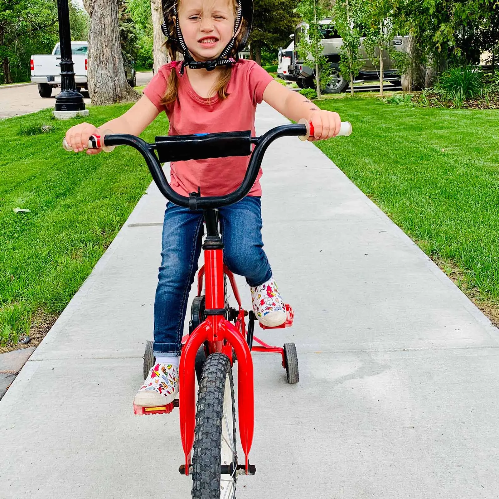 

Bike Training Wheels Stabilizer Auxiliary Kids Universal Children 2 Wheel Balance Confidence Durable Safe High Strength Material