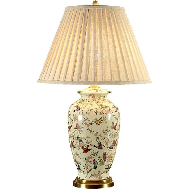 Vintage Country Ceramic Table Lamp Flower and Bird Ceramic Bedside Bedroom Study Hotel American Retro Creative Table Lamp