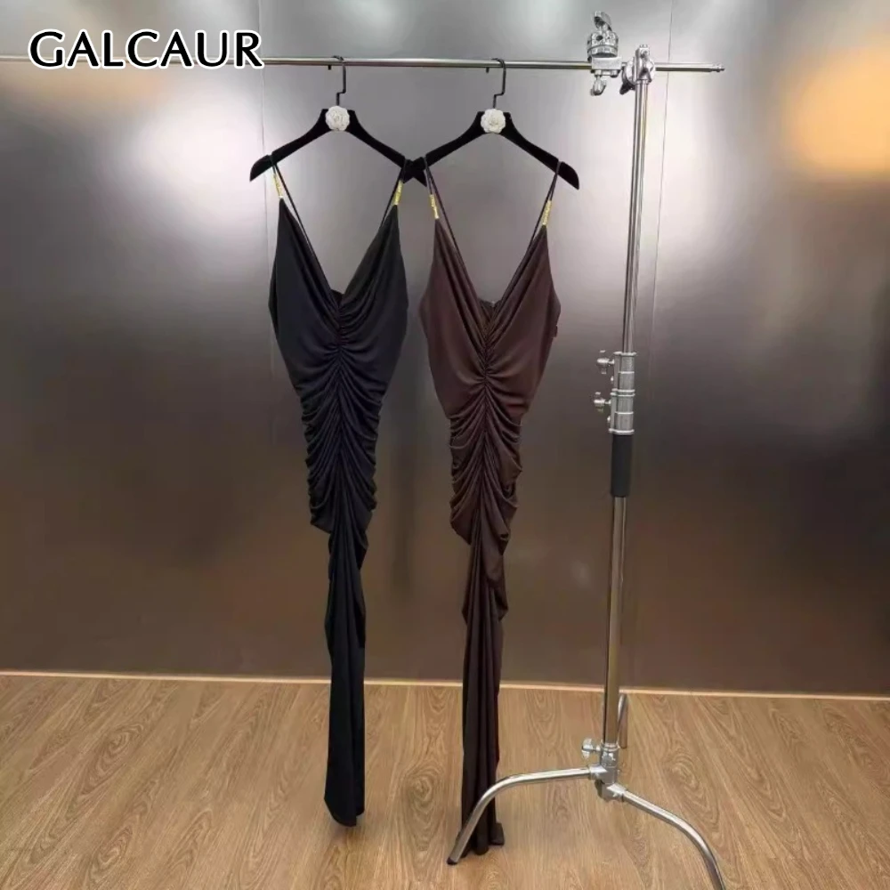 

Женское платье GALCAUR: однотонное, с драпировкой, V-образным вырезом, без рукавов, стройнящее, сексуальное, элегантное, летний модный стиль