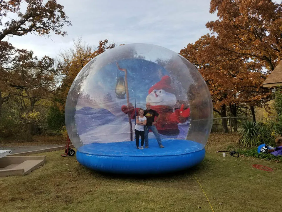 Backyard Christmas Decoration Photo Booth Giant Inflatable Snow Globe Holiday Inflatables Snow Globe Inflatable Bounce House