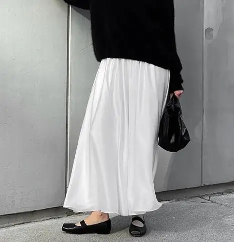 

Women's Autumn Classic High Waist Half Skirt in Matte Satin Loose Fit with Elastic Band for Commuter And Ankle Long Style