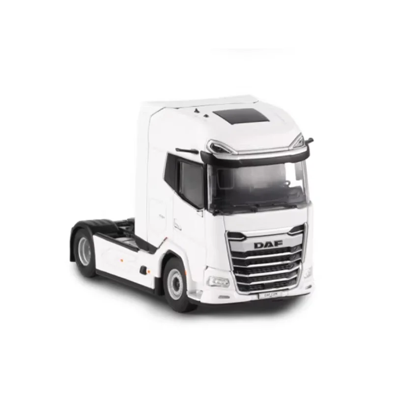 WSI Diecast 1:50 Scale DAF XG MY25 4X2 Truck Alloy Simulation Car Model Collection Souvenir Holiday Gift Static Display view 4