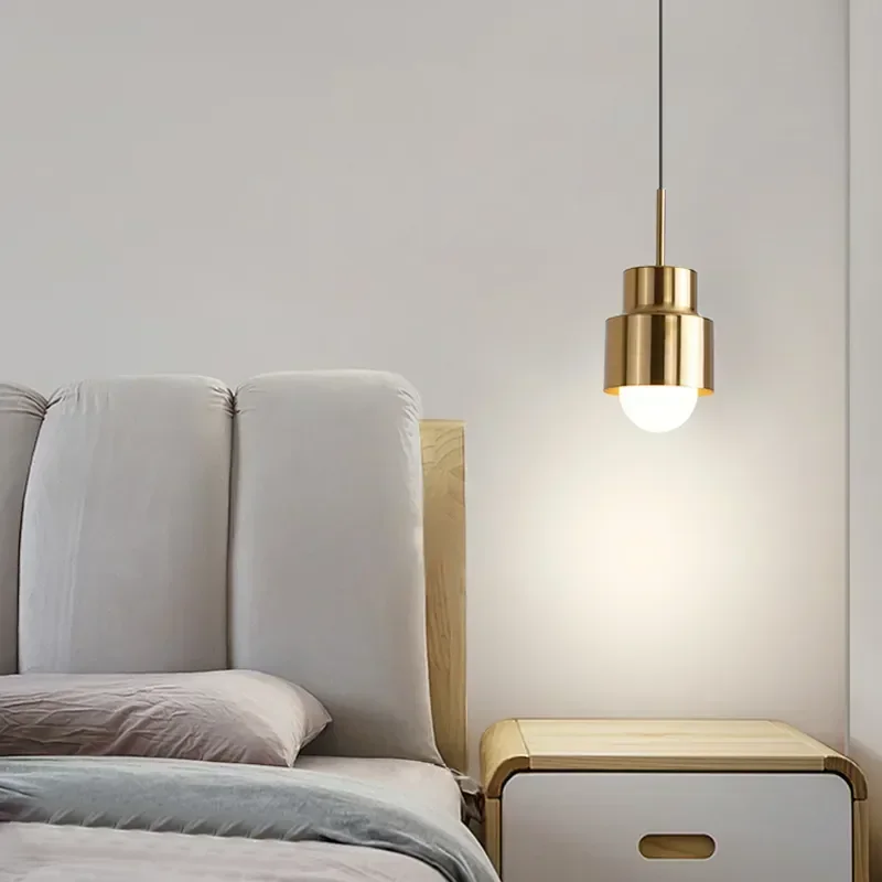 Nordic lampu gantung kepala tunggal, lampu gantung kecil emas untuk rumah kamar tidur, samping tempat tidur, bar, Kafe, tutup panci kreatif