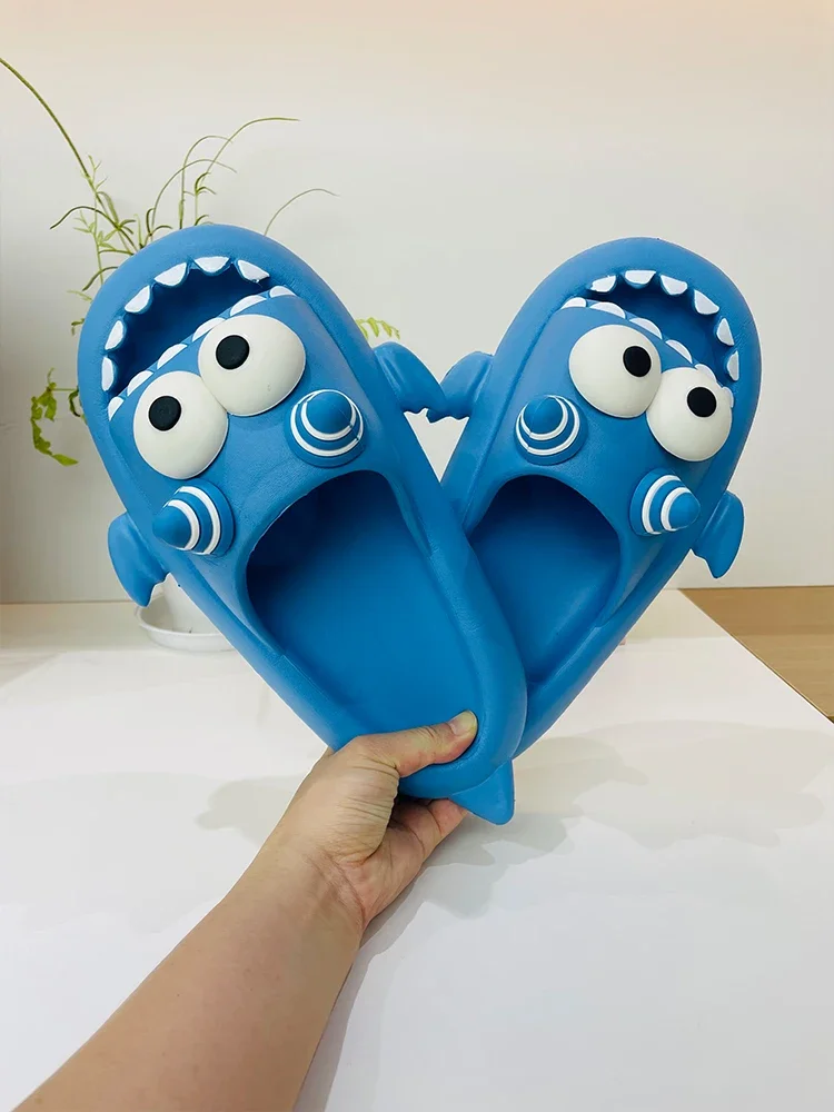 ZUOFU Unisex 3D Cartoon Monster EVA-Slipper für Frühling und Sommer, rutschfest, leicht, für drinnen und draußen, Badezimmer, Hausschuhe – Detail 5
