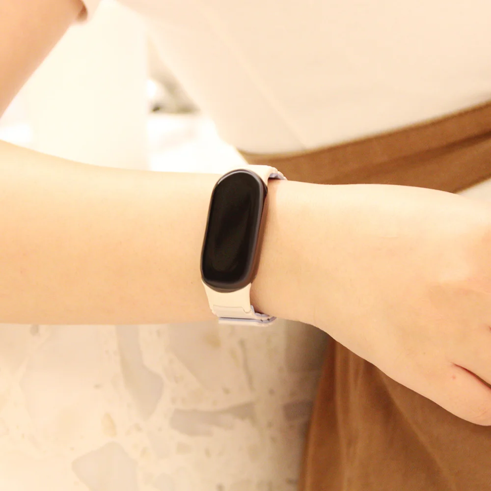 Магнитный ремешок для часов XIaomi Band 8, быстросъемный регулируемый ремешок, мягкие дышащие, моющиеся, прочные спортивные умные часы для мужчин и женщин