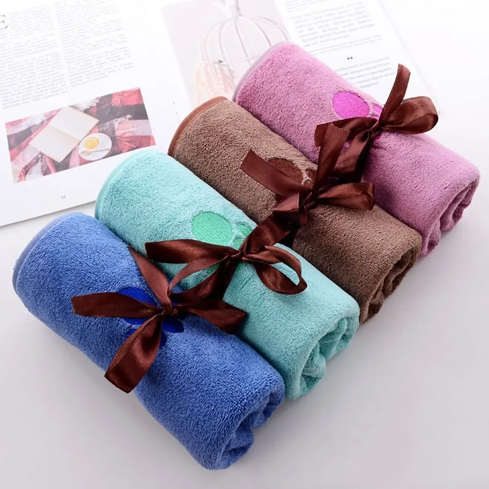 Smoothing Microfiber Dog Towels Super Soft Highly Absorbent Pet Grooming Towel Fast-Drying Cat Bath Pet Cloth Cat