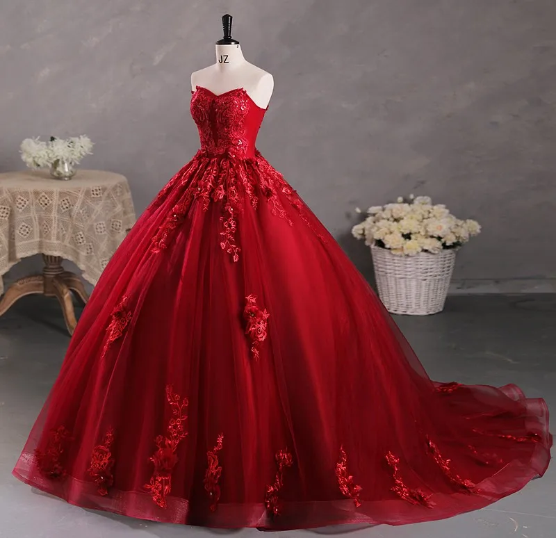 Sexy Strapless Vestidos  Quinceaneras Classic Appliques Ball Gown Flower Women New Tulle Vestido De Baile With Train Customized