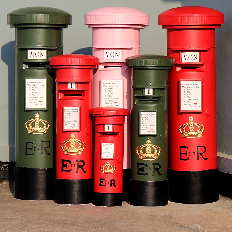Giant piggy bank, oversized banknotes, piggy bank, adults can save wrought iron retro mailbox ornament ideas