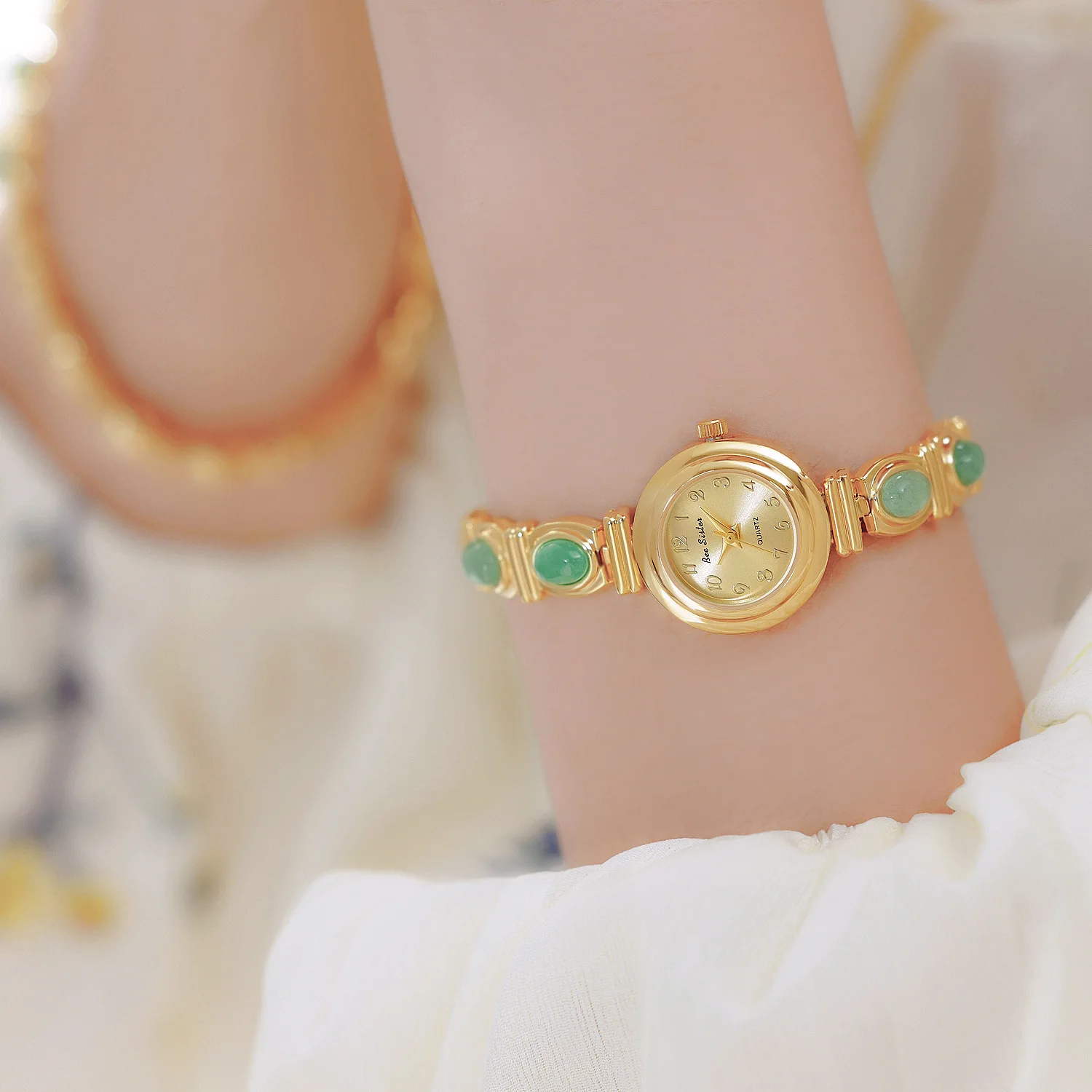 Женские часы с шелковой текстурой и круглым корпусом из сплава, инкрустированные натуральными драгоценными камнями, элегантная женская цепочка для кварцевых часов