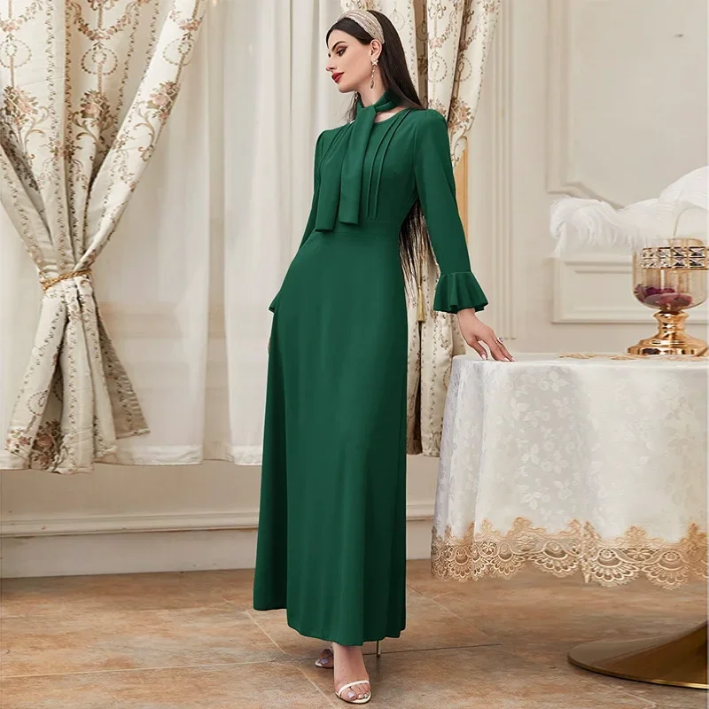 Abaya musulmano per le donne Turchia Medio Oriente Femme Robe Solid Africano Dubai Abaya Manica lunga Vita alta Peplo Abiti a trapezio