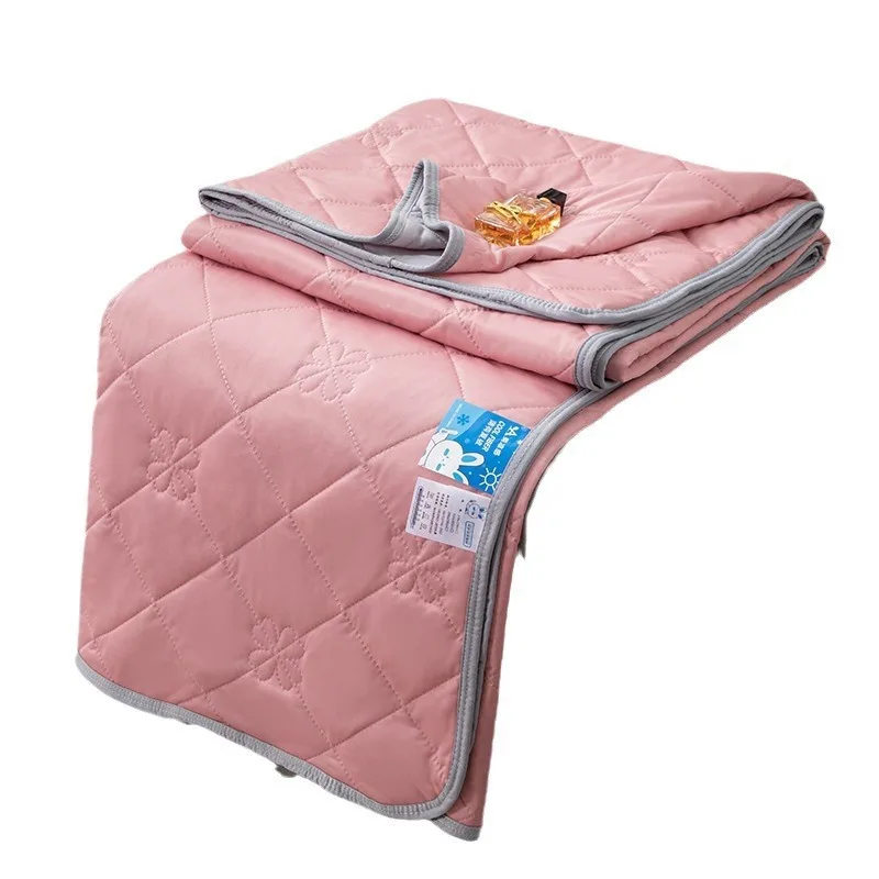 Cooling‑Feel Ice Silk Summer Quilt, Anti‑Bacterial Thin Air‑Conditioning Comforter, Soft Summer Bed Core for Hot Weather