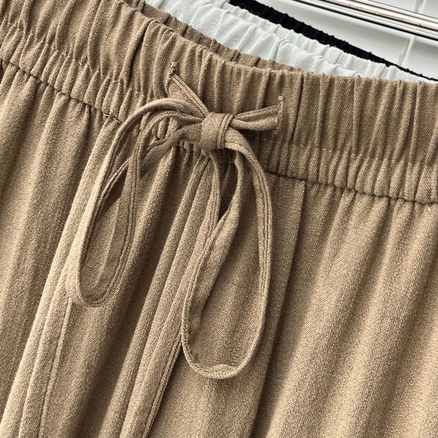 2026 Summer Plus Size Women Elastic Waist Linen Capri Pants Simple Versatile Casual Ankle lengthTrousers For Curvy Ladies 26040