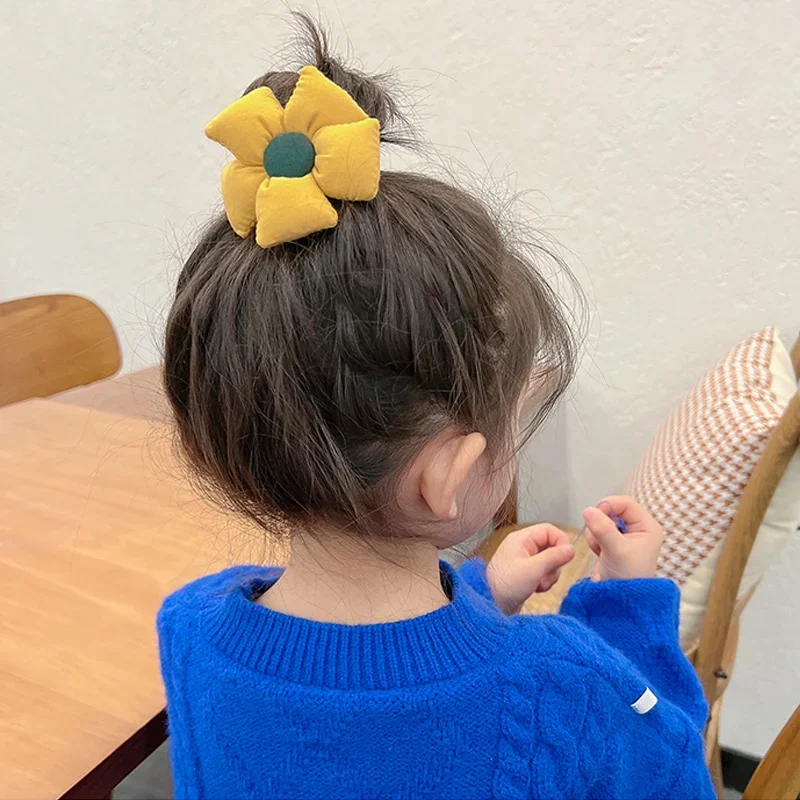 女の子のための甘いプリントフラワークリップ、漫画のヘアピン、キッズヘッドウェア、ベビーヘアアクセサリー、かわいいバレッタ、卸売、セットあたり2個