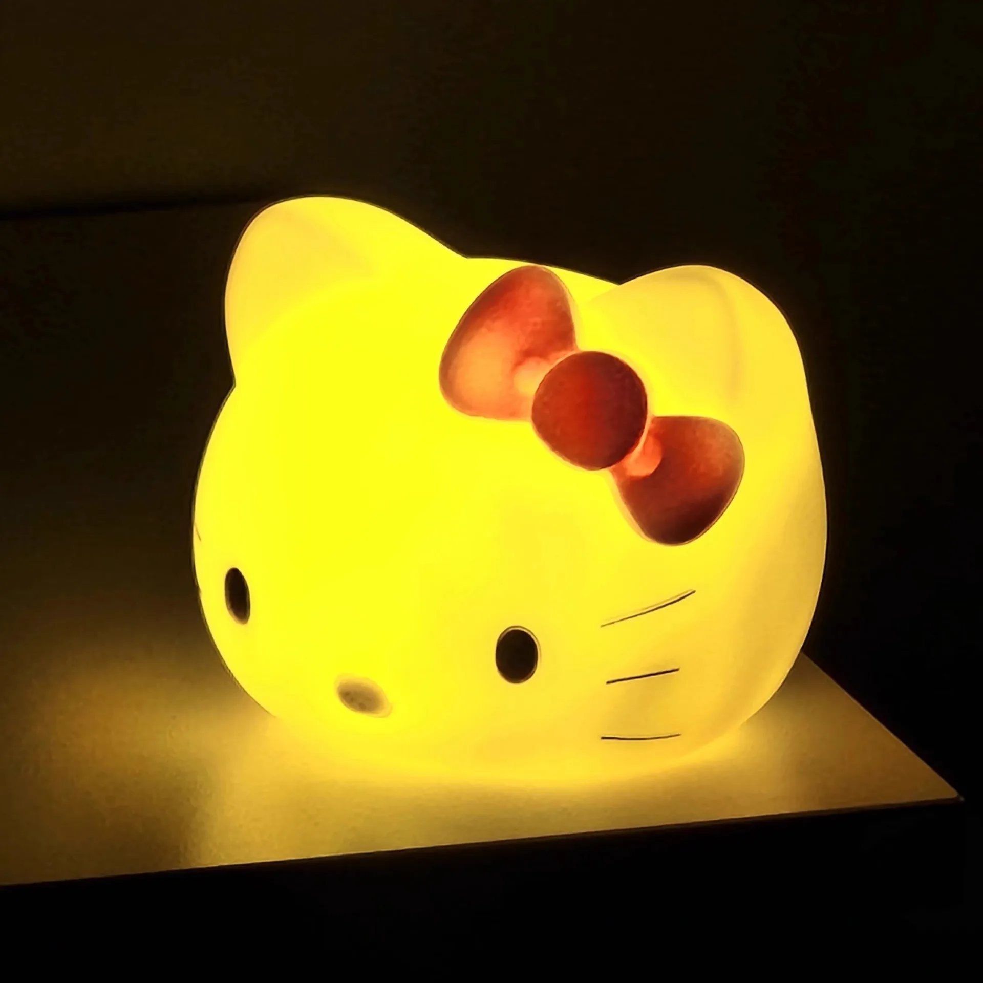 

Аниме-светильник Hello Kitty для детской спальни, ночник, креативный подарок, милый светильник для сна с защитой для глаз, аксессуар для сна в виде кошки