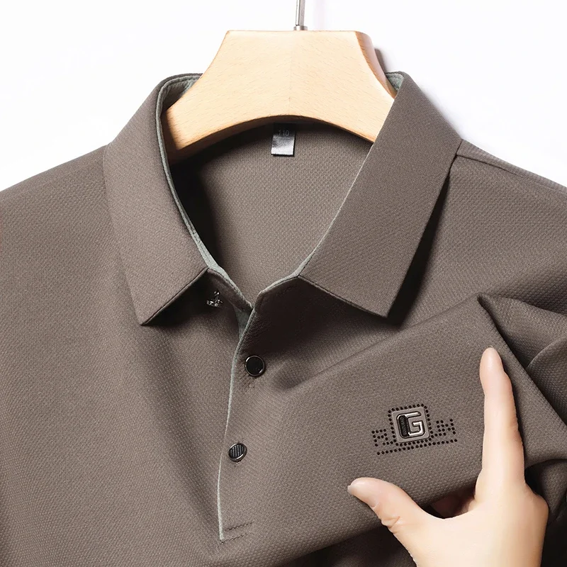 Nueva camisa de manga corta informal de negocios para hombre con insignia Polo de Color sólido Top versátil cómodo transpirable de moda
