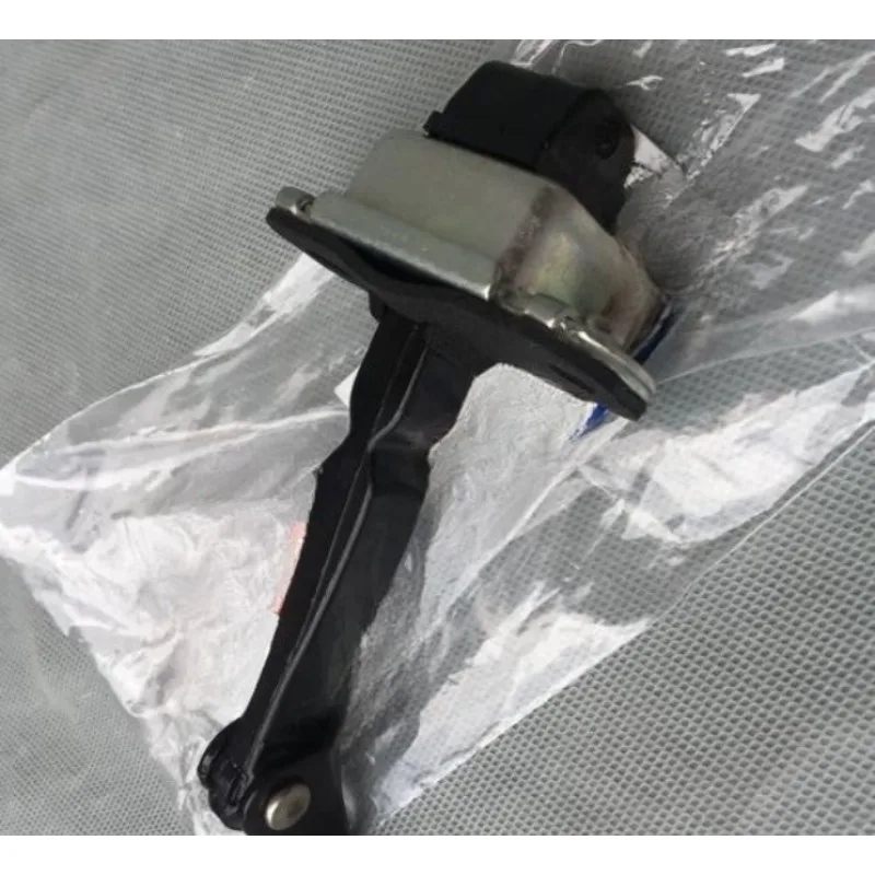 

24964982 Front Middle Door Locator Mechanism Limiter for Wuling Hongguang(up To 2014) S S1 S3 V RongguangV