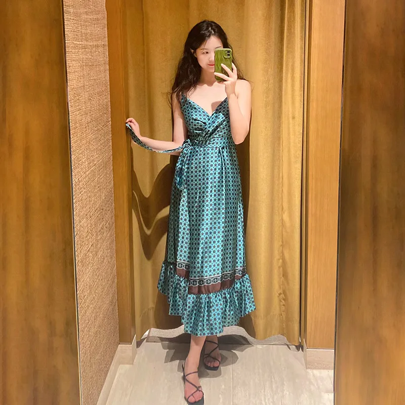 เดรสผ้าซาตินพิมพ์ลายเซ็กซี่ สายเดี่ยว แต่งโบว์และขอบลูกไม้ สไตล์วินเทจ ความยาวปานกลาง สำหรับผู้หญิง ฤดูร้อน 2023