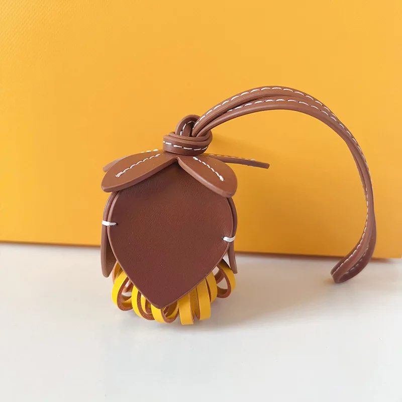 

Inspired Floral Bag Charm New Creative Niche High-End Feel Leather Carriage Decoration Automobile Hanging Ornament