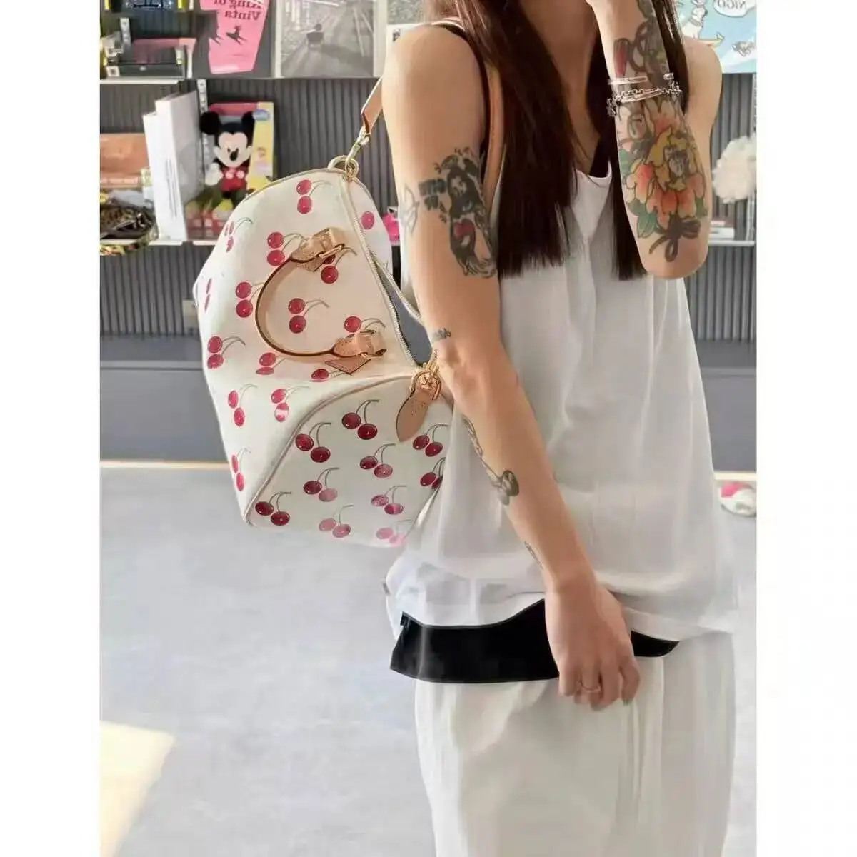

Bloom Large Capacity Cherry Cylindrical Handbag Women Sweet Cute Handle Pillow Bag Purse Female Retro Casual Crossbody Bags