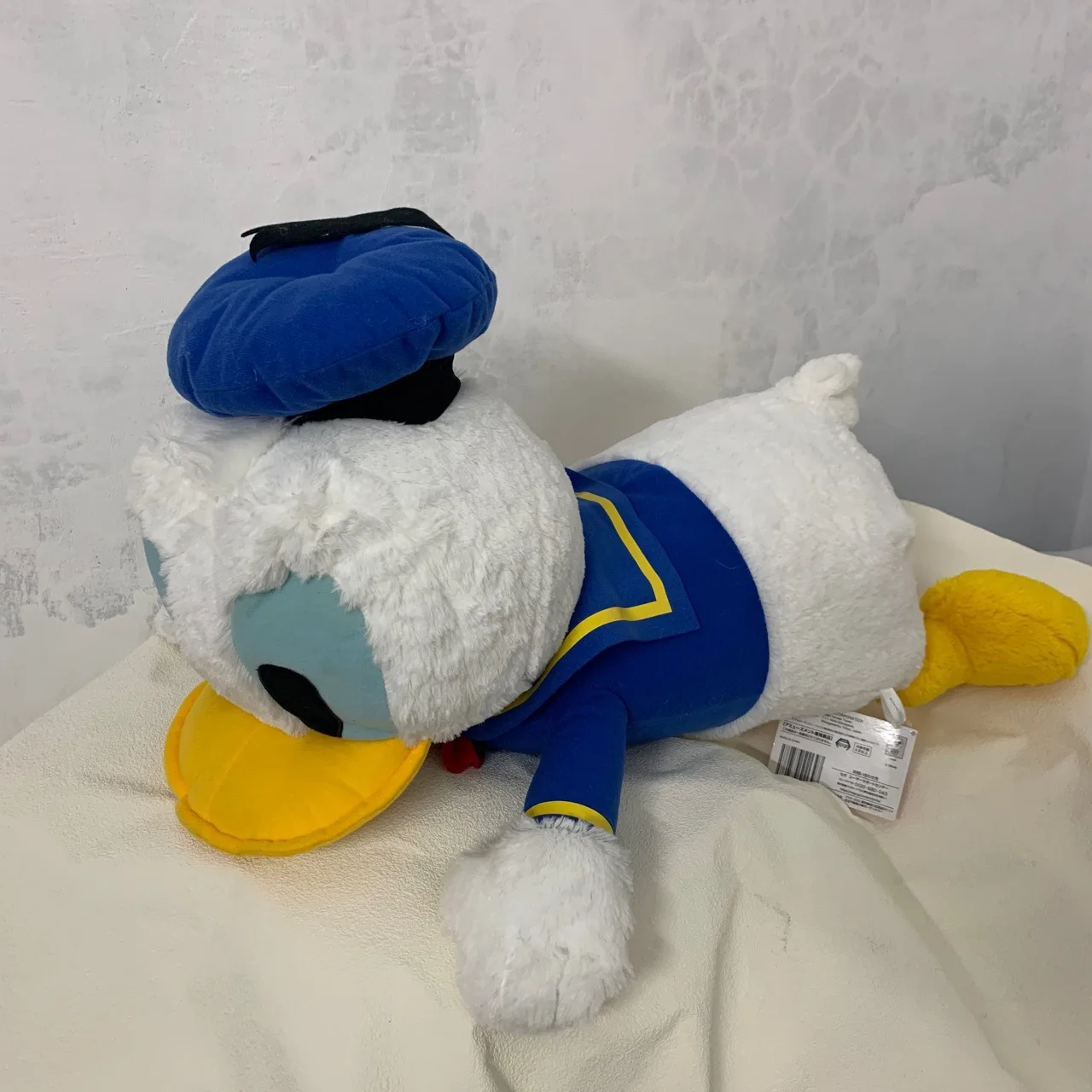 

Милая плюшевая кукла Дональда Дака от Disney, мягкая игрушка для сна, декор для комнаты, подарок для детей