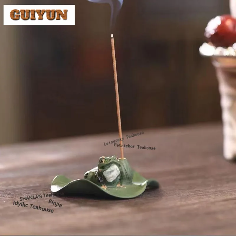 

Yixing Purple Clay Frog On The Lotus Leaf Tea Pet Traditional Tea Spirit Tea Figurine Play Toys Tea Statue Ornaments Collection