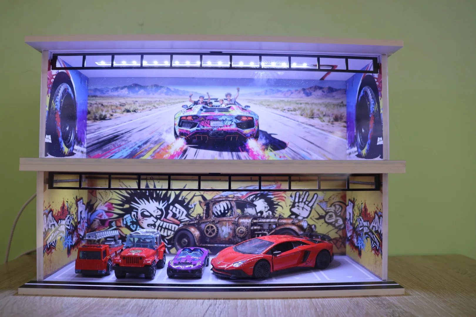 1/64 Scale USB LED Light Car Garage Diorama Models Display Model Miniature Parking Lot Collectible Gift for Model Enthusiasts