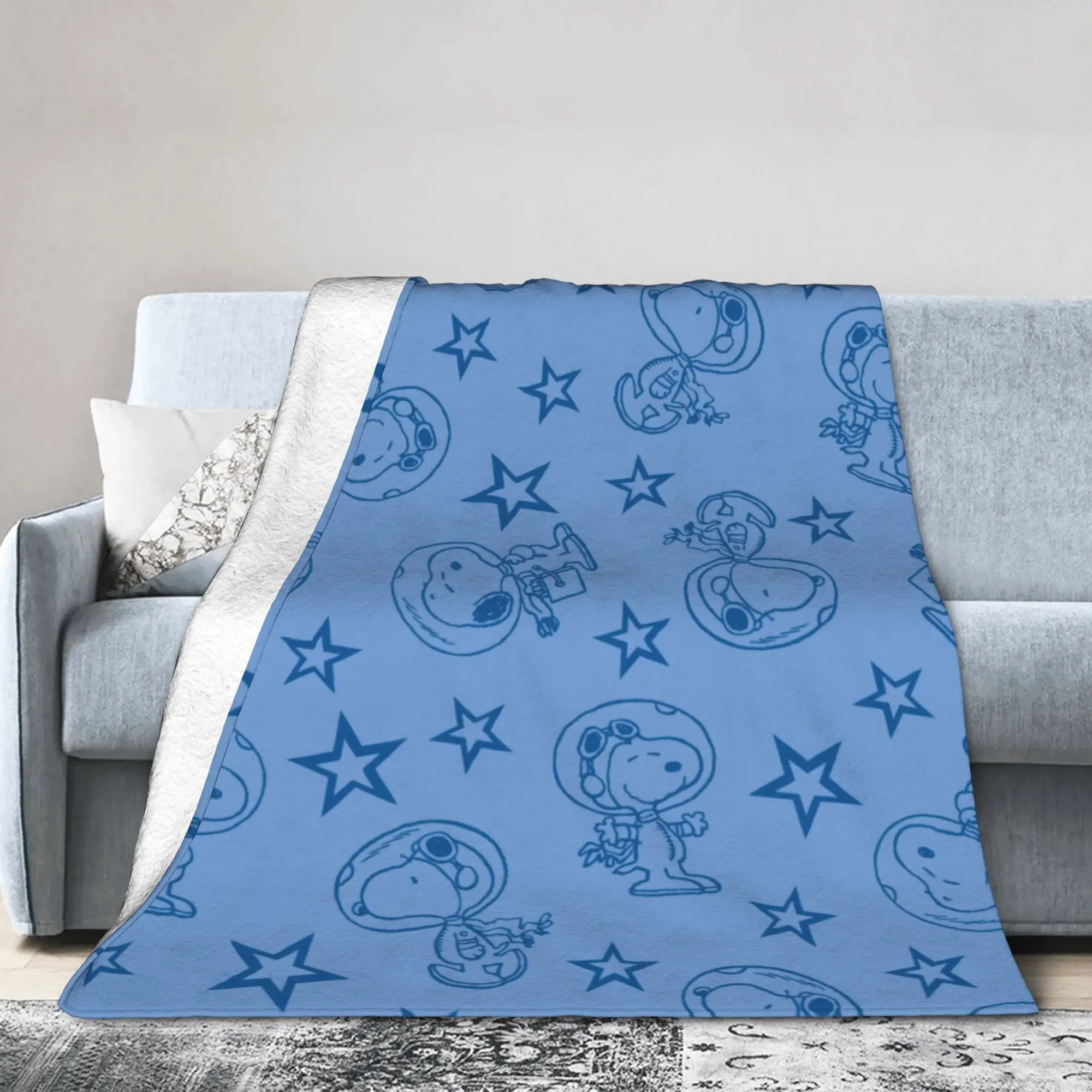 Snoopys Blue Space Astronaut Pattern Flannel Blanket  Novelty Throw Blankets for Home 125*100cm Bedspread,